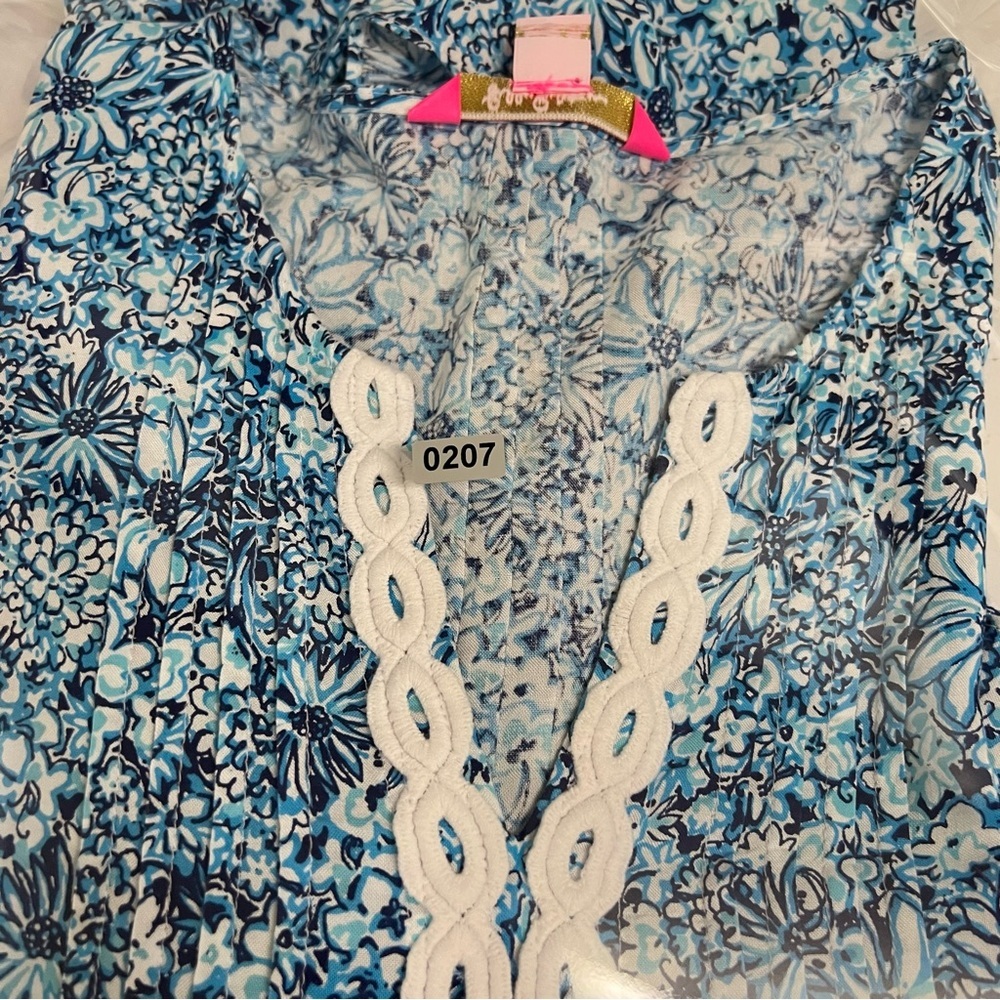 Lilly Pulitzer Hollie Tunic Top- Blue and White XS - Picture 11 of 11